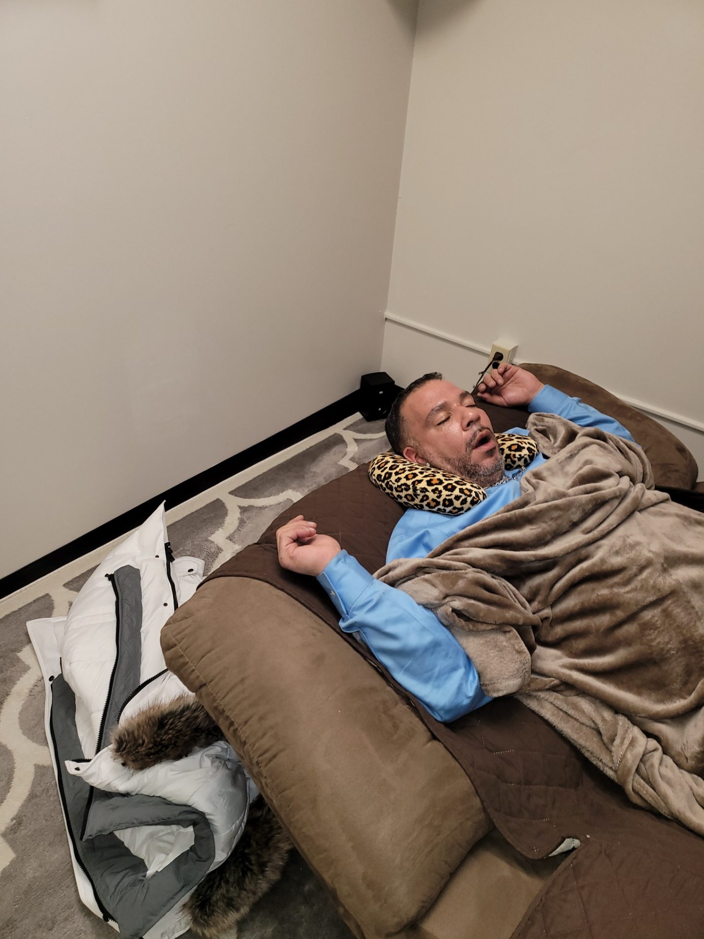 Hypnosis to prevent syncope episodes